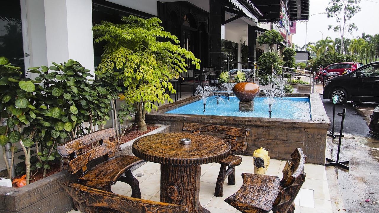 7 Heaven Boutique Hotel Pasir Gudang Ngoại thất bức ảnh