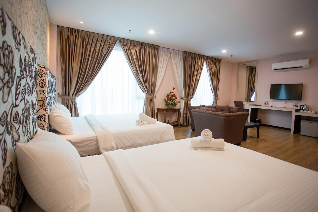 7 Heaven Boutique Hotel Pasir Gudang Ngoại thất bức ảnh
